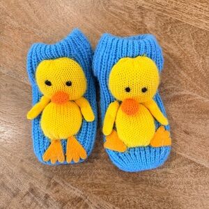 Kids Duck Slipper Sock. Age 3-4years approx. 6.5” long. Size 9-10